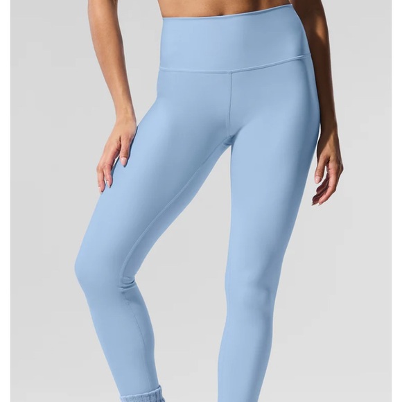 ALO Yoga Sky Blue Workout leggings. - Picture 4 of 9